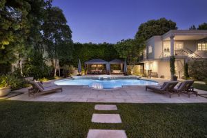 Mansion Global : 808 Alpine