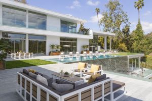 Emotions Factor Into Most High-End Real Estate Buys