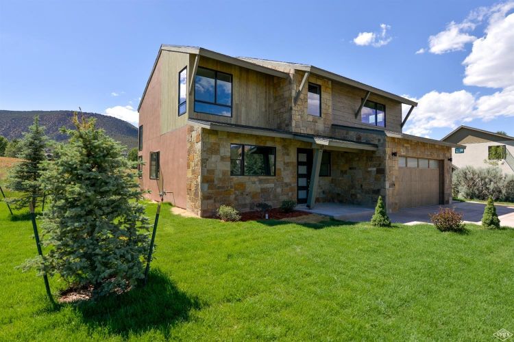 310 Whitetail Drive