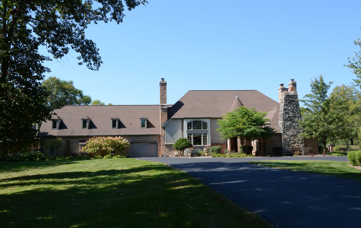 53 Aintree Road, St. Charles