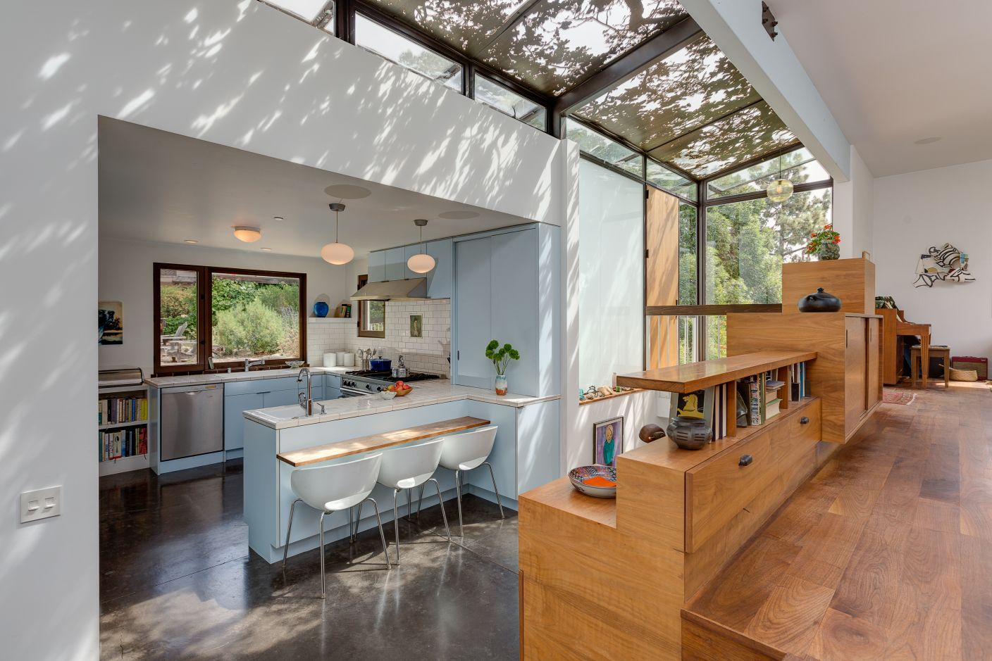 1942 Lemoyne | Echo Park Los Angeles CA | Jonah Wilson